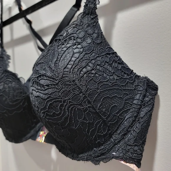 Savage X Fenty Romantic Corded Lace Front-Closure Push-Up Bra Black - Picture 11 of 17